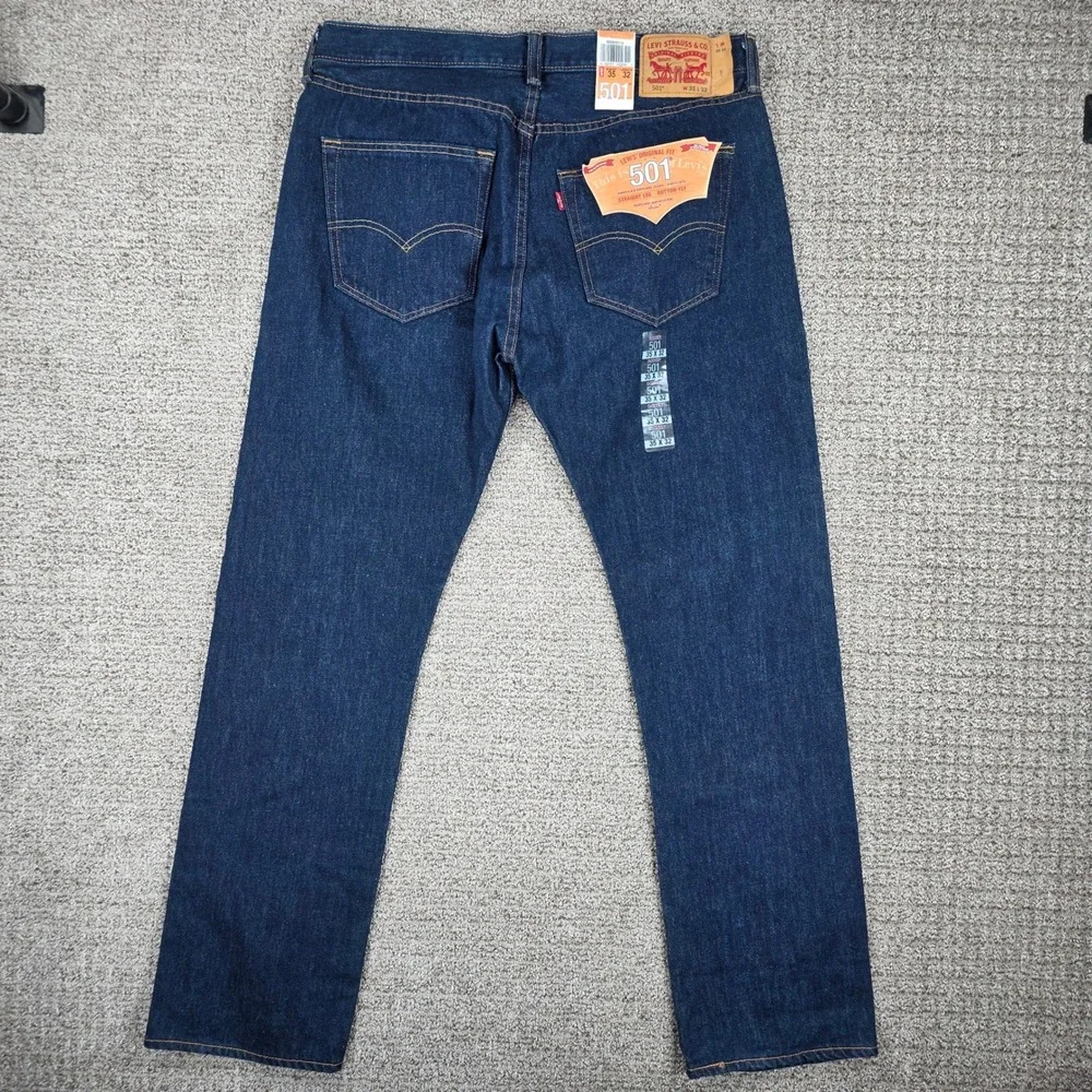 Levis 501 Mens Original Fit Straight Leg Button Fly Jeans Dark Wash 35x32 NEW